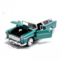 Motormax 1955 Chevy Bel Air Nomad -Yeşil 1:24 Model Araba