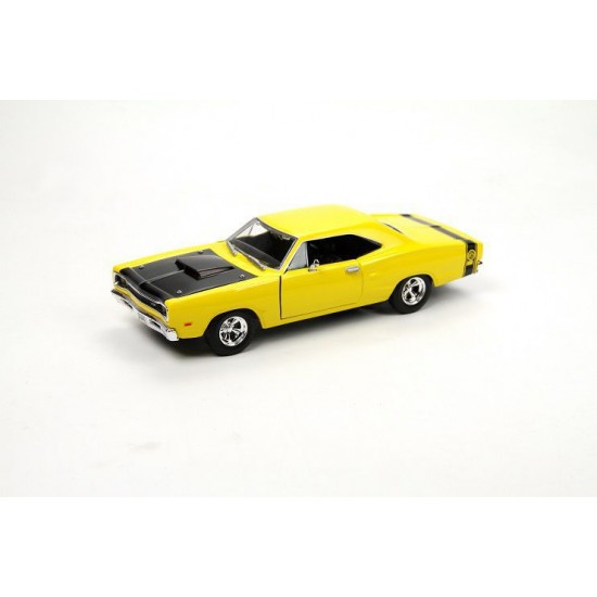 Motor Max 1969 Dodge Coronet Super Bee 1:24 Model Araba Sarı